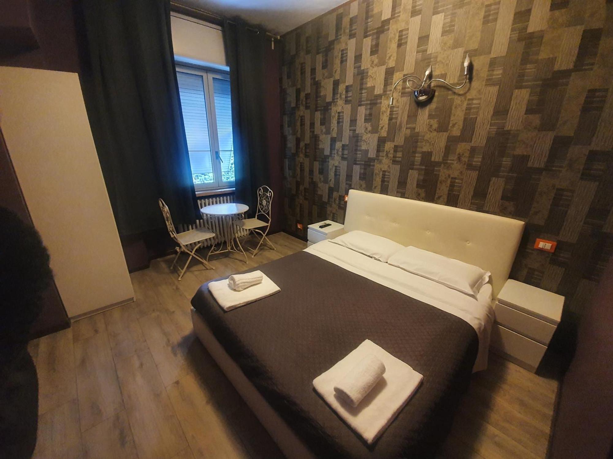Double Room,1641061457:JPEG